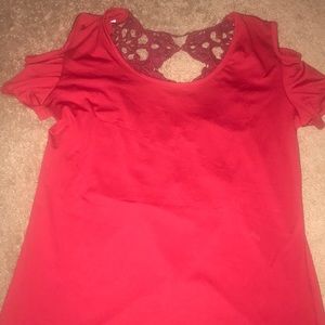 Silky peek-a-boo sleeves with crocheted split back